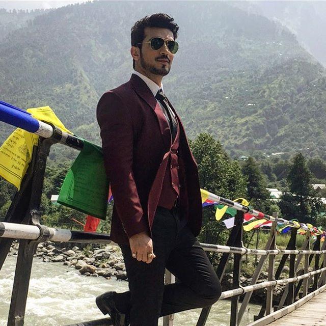 Arjun Bijlani wiki