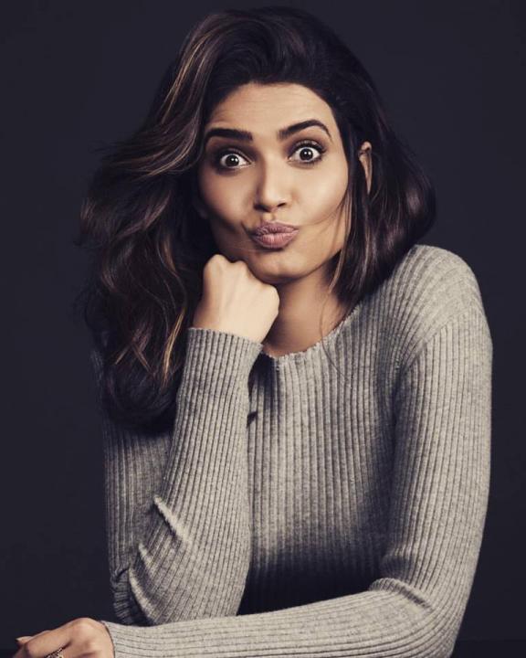 Karishma Tanna Wiki, Age, Height, Weight, Family & More