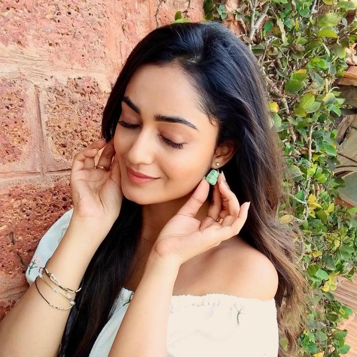 Tridha Choudhury Wiki, Age, Height, Weight, Images, Movies