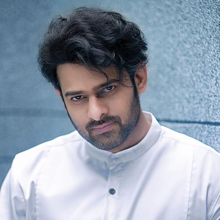 Prabhas Wiki, Biodata, Age, Height, Weight, Wife, Family