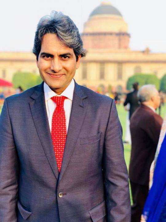 Sudhir Chaudhary Wiki, Age, Height, Weight, Son, Wife, Net Worth