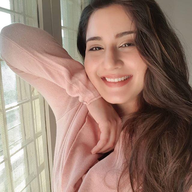 Aditi Rathore bio