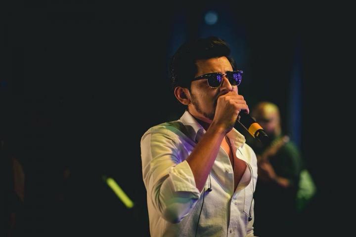 Darshan Raval Wiki, Biography, Age, Family, Wife, Phone Number