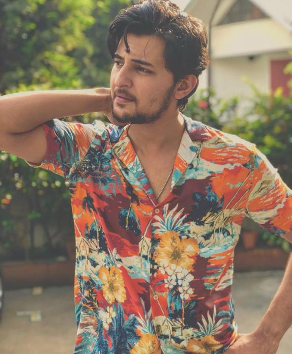 Darshan Raval Wiki, Biography, Age, Family, Wife, Phone Number