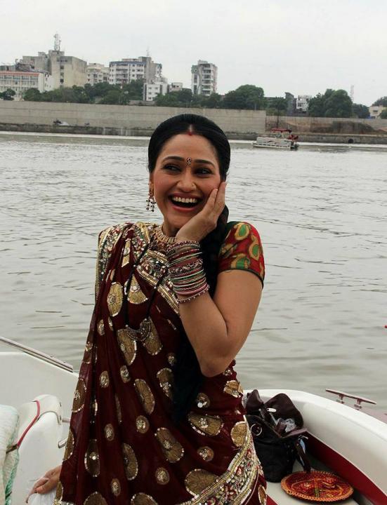 Disha Vakani Wiki, Biography, Age, Baby Name, Husband, Family