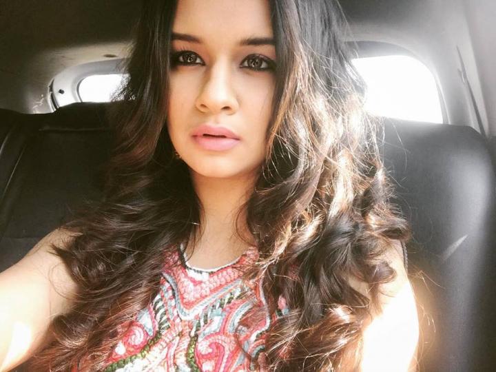 Avneet Kaur Wiki Biography Education School Net Worth