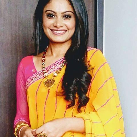 Toral Rasputra Wiki, Biography, Age, Height, Husband, Images