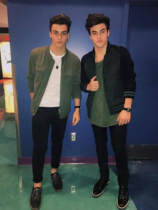 Dolan Twins Wiki, Biography, Age, Height, Salary, Net Worth