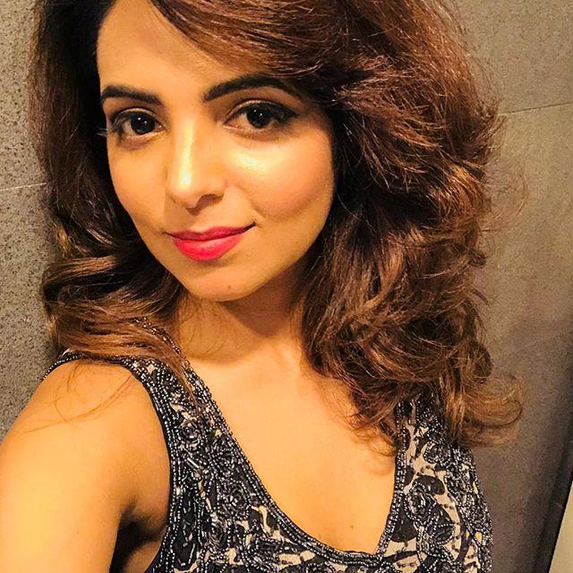 Sugandha Mishra Bio