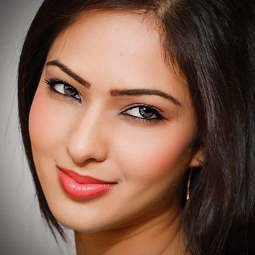 Nikesha Patel Biography
