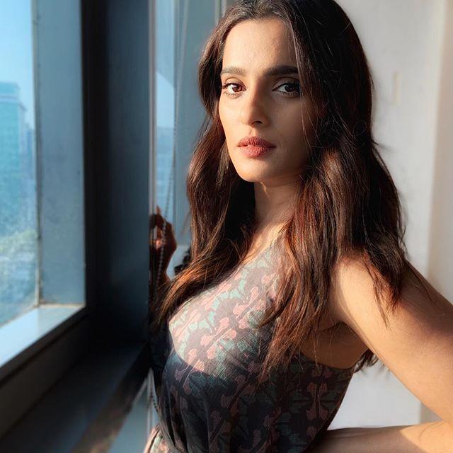 Priya Bapat Bio