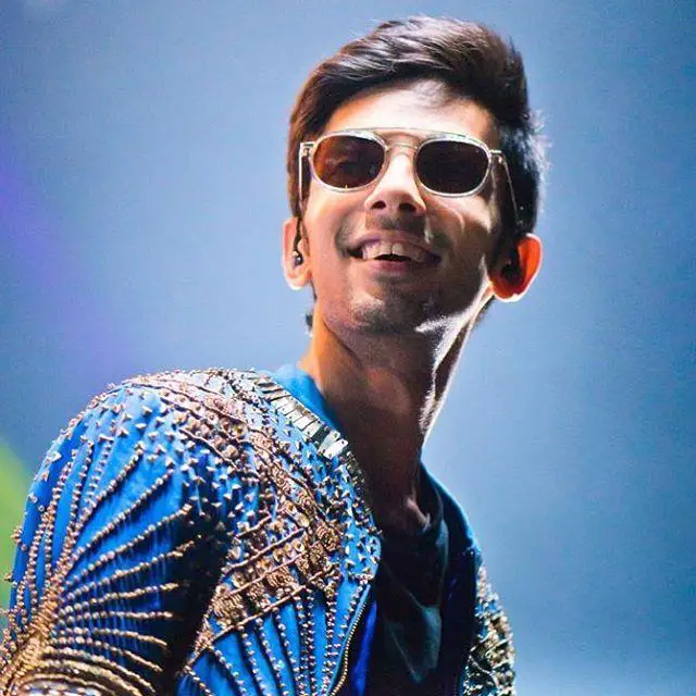 Anirudh Ravichander Wiki, Biography, Age, Height, Family, Salary & Wife 1