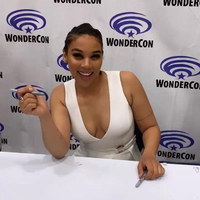 Alexandra Shipp 