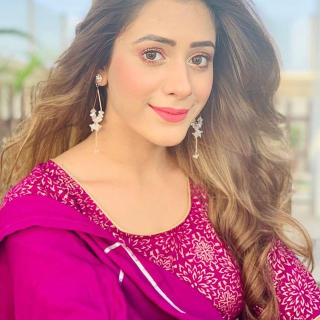 Hiba Nawab Wiki, Biography, Age, Height, Husband, Phone Number