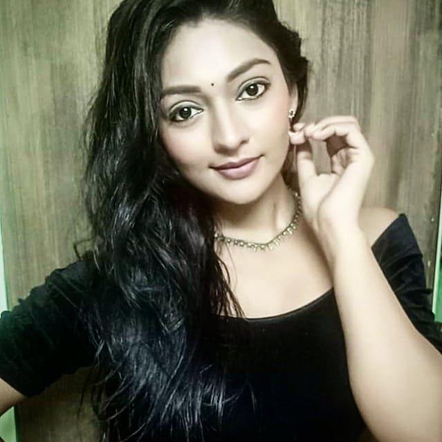 Akanksha Pal Age