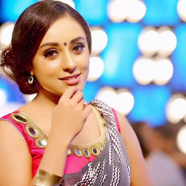 Pearle Maaney bio