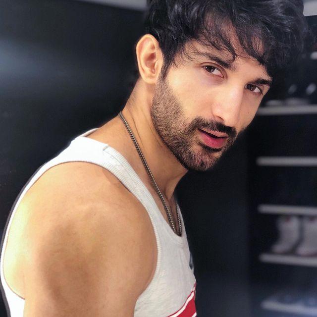 Sidhant Gupta images