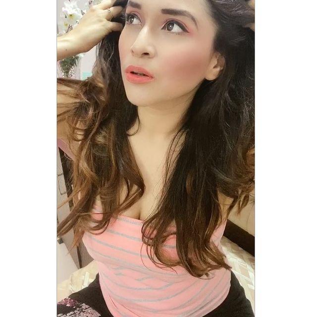 Mannara Chopra