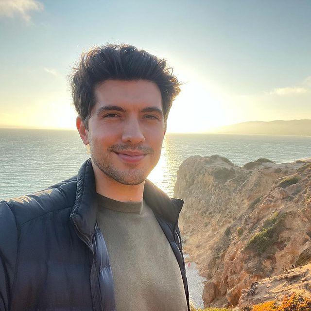 Carter Jenkins Biography, Age, Height, Weight, Wife & Net Worth 6