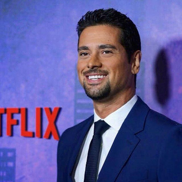 J.R. Ramirez Biography, Age, Height, Family, Wife & Net Worth 5