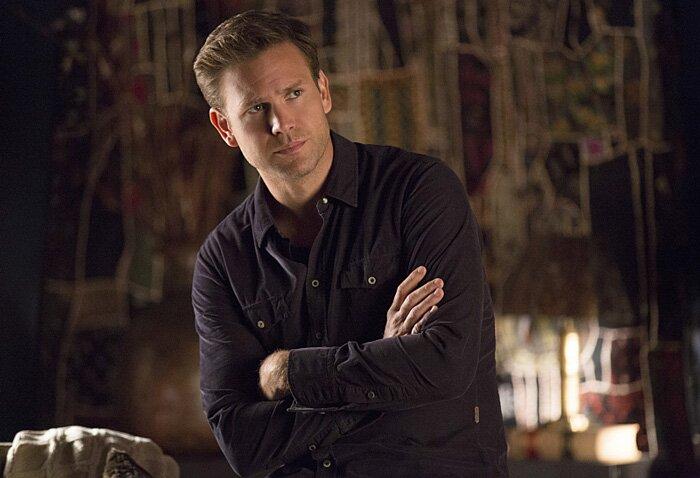 Matthew Davis Biography, Age, Height, Family, & Net Worth 2