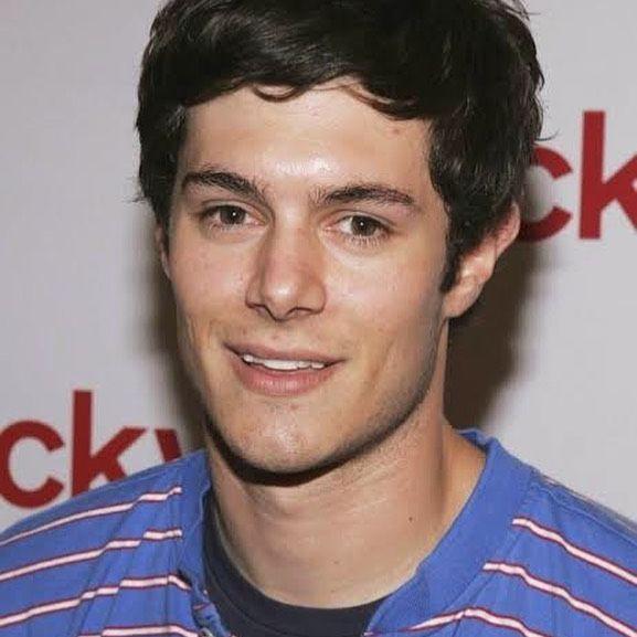 Adam Brody Biography, Age, Height, Family, Wife & Net Worth 3