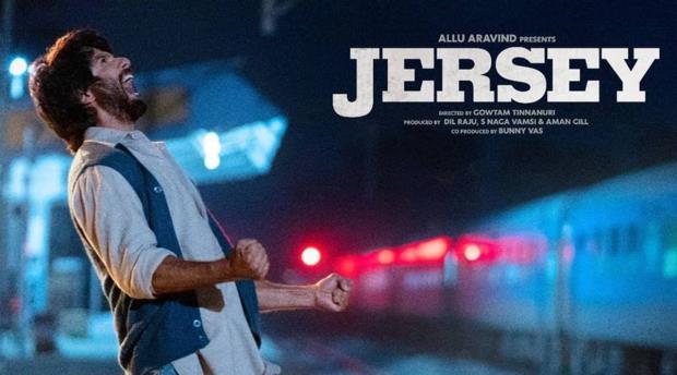 Shahid Kapoor reduces his fees from Rs. 31 cr. to keep Jersey in the race for a theatrical release