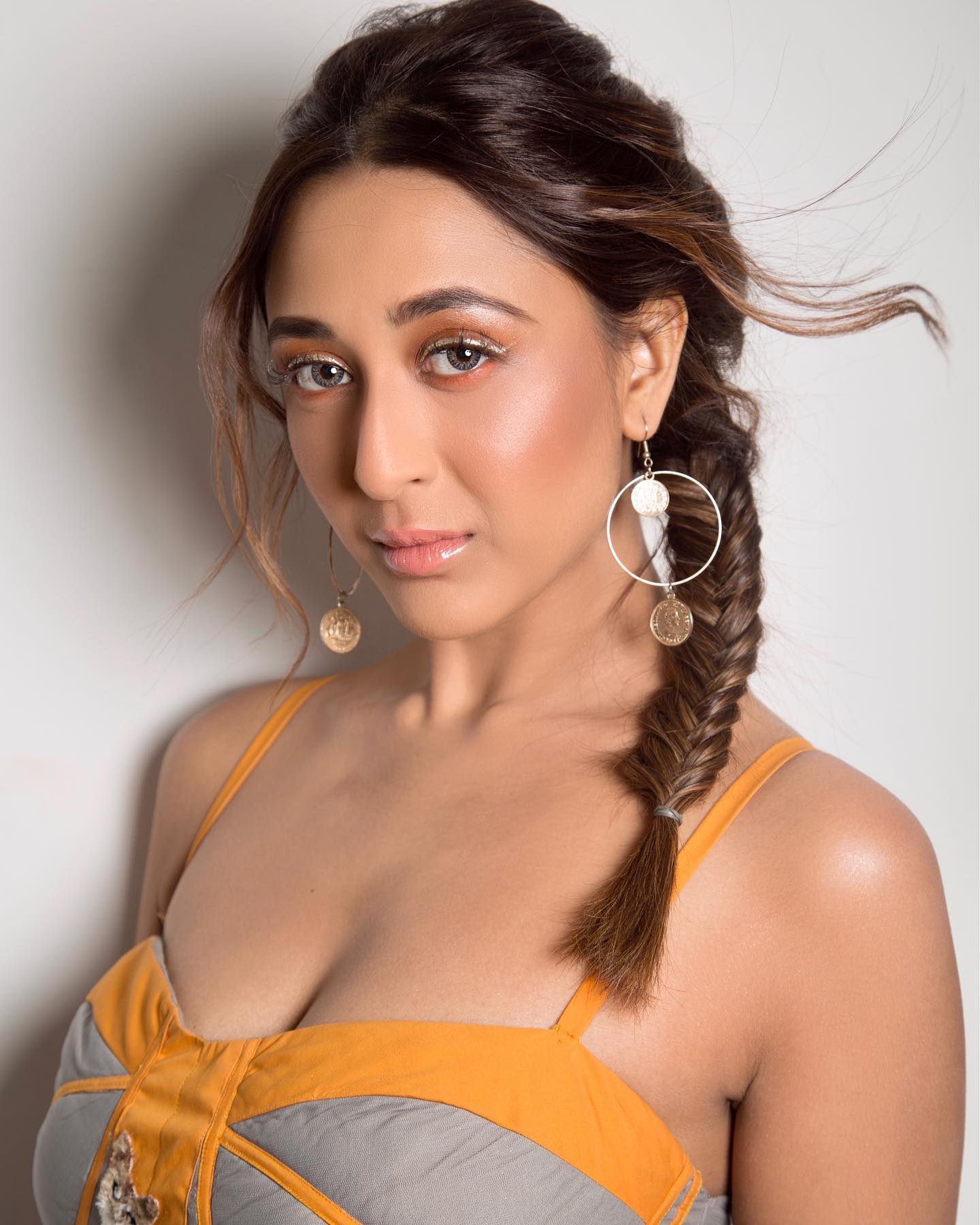 Ariya Agarwal Wiki, Biography, Age, Height, Family, and Net worth 3