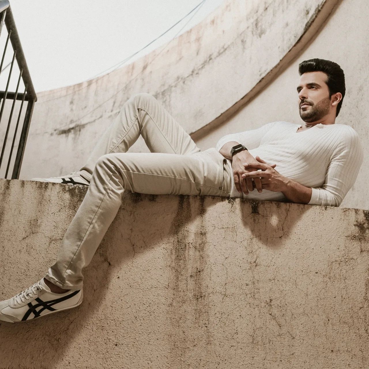 Manit Joura Wiki, Biography, Age, Height, Family, Wife & Net Worth 4