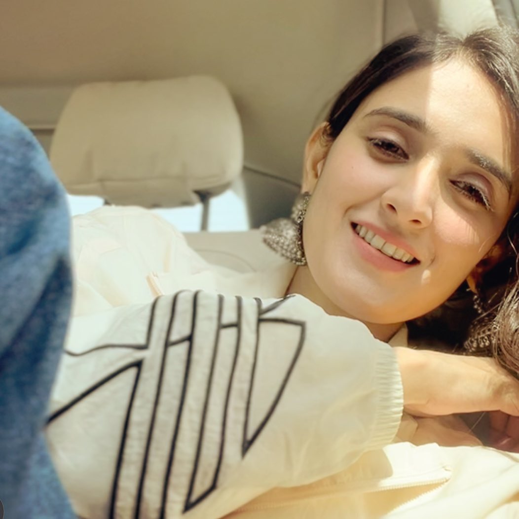 Pankhuri Awasthy Wiki, Biography, Age, Height, Family, Husband & Net Worth 2