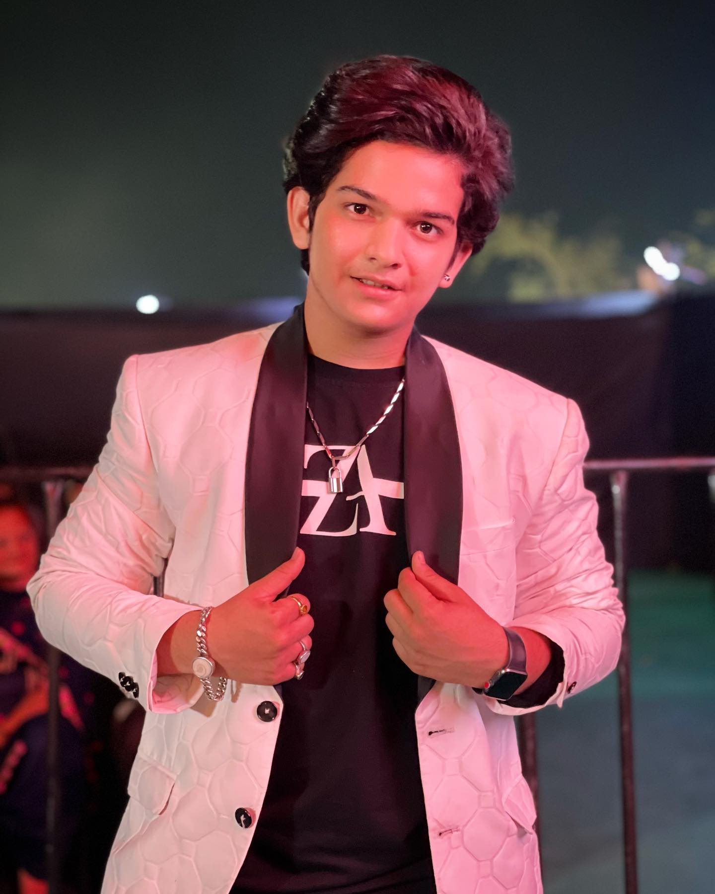 Krish Chauhan wiki, age, height, family, girlfriend and net worth 1