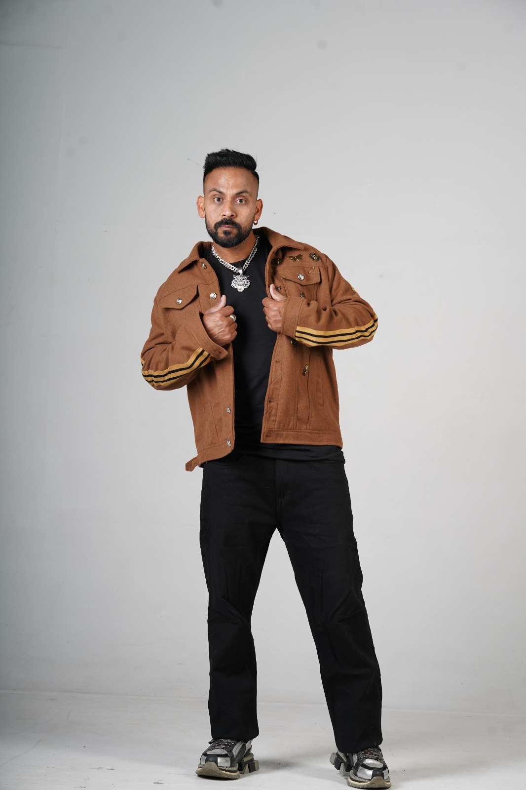 Garry Brar Zaildaar (Singer) Wiki, Biography, Age, Height, & Family 1